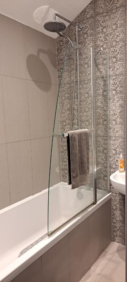 Cosy Double Room Harrogate Luaran gambar
